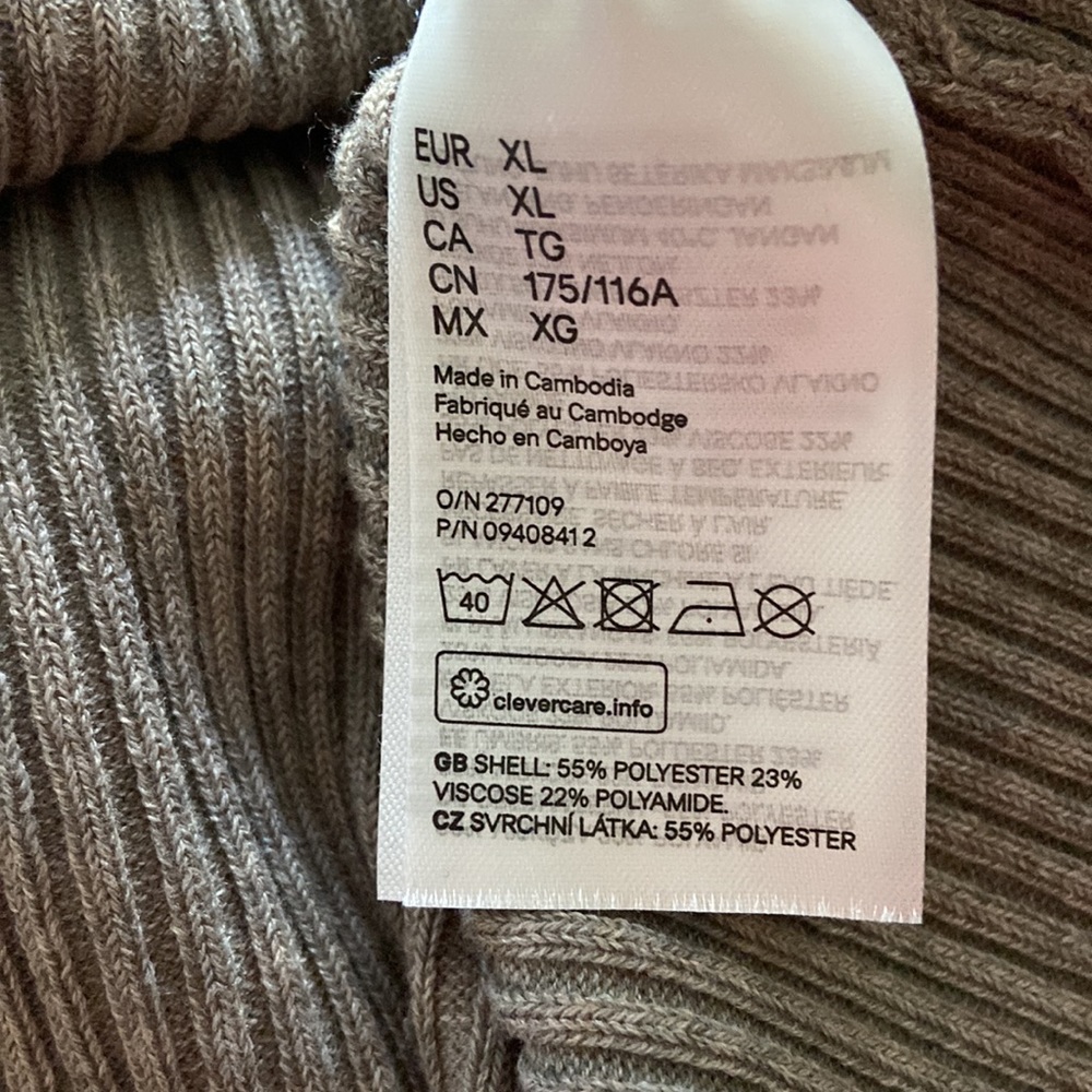 H&M grey/tan sweater - Picture 4 of 4